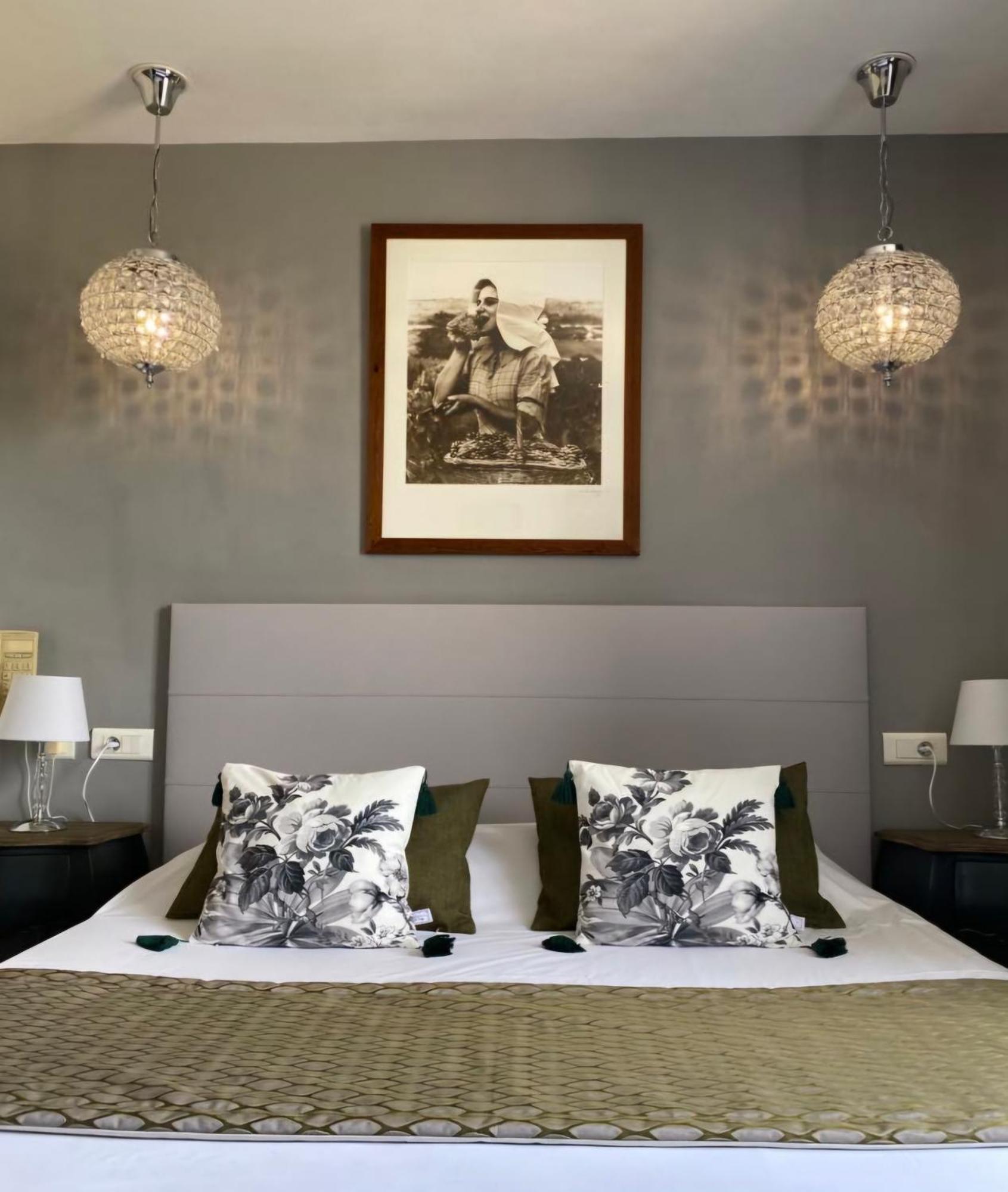 Brit Hotel Acacias อาร์ลส์ ภายนอก รูปภาพ